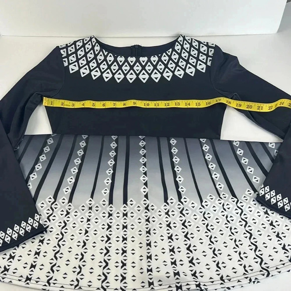 Geometric print black white gray long sleeve midi dress size medium - Picture 3 of 11